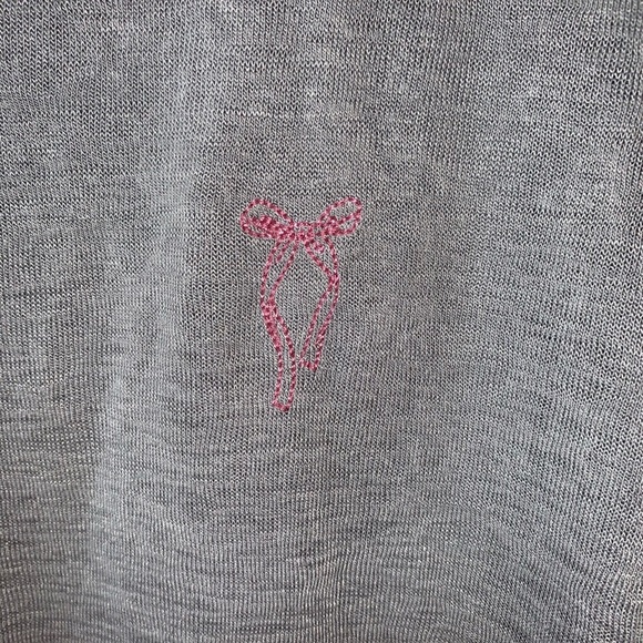 Victoria’s Secret Light Gray Embroidered Bow Lounge Pajama Top Small Women’s - Picture 3 of 8
